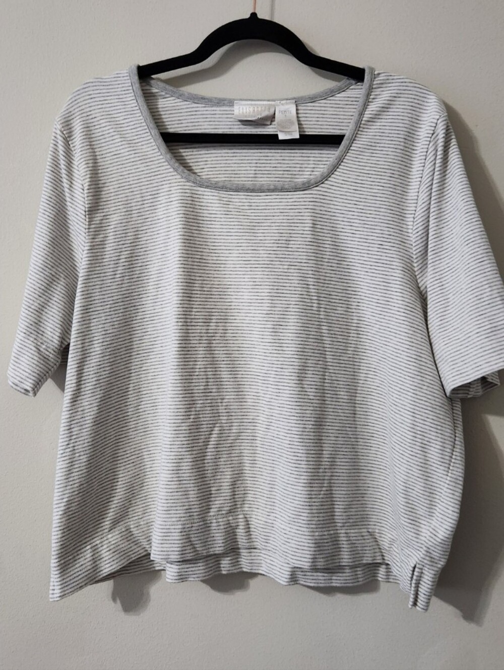 Elisabeth Liz Claiborne Scoop Neck Striped Womens Top White & Gray Size 1 Petite